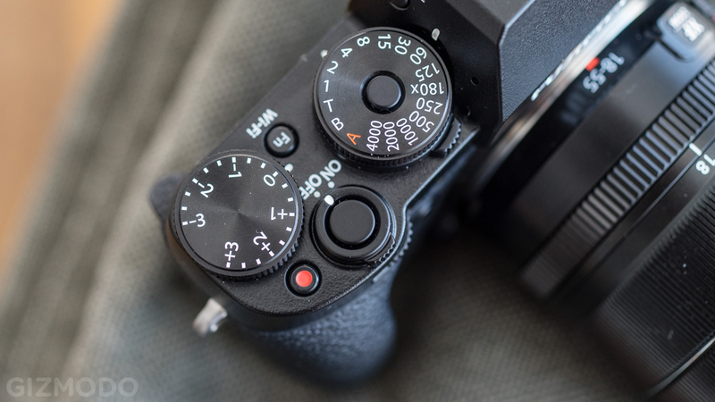 Illustration for article titled Fujifilm X-T1 Review: Feast for the Eyes, Frustration for the Fingers